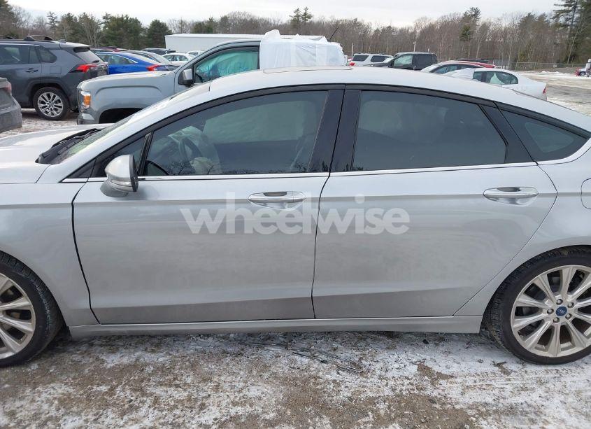 Photo 15 of 2020 Ford Fusion SEL (VIN 3FA6P0CD2LR246370)