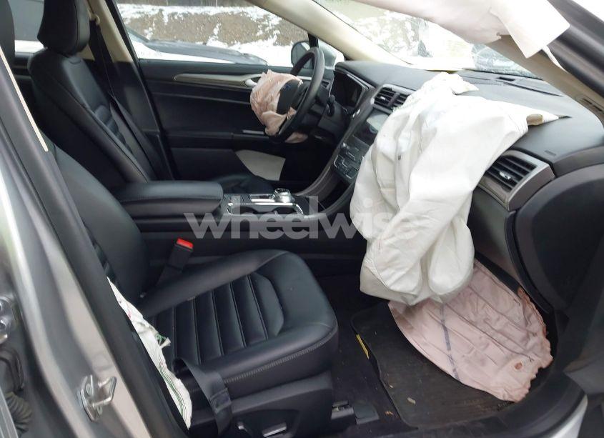 Photo 5 of 2020 Ford Fusion SEL (VIN 3FA6P0CD2LR246370)