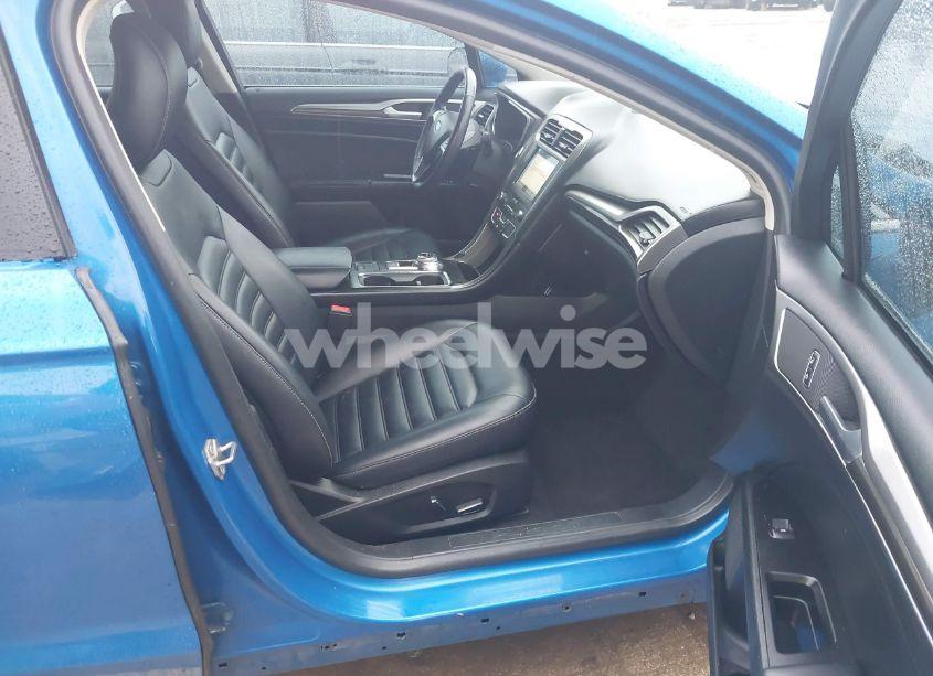 Photo 5 of 2019 Ford Fusion SEL (VIN 3FA6P0CD3KR113566)