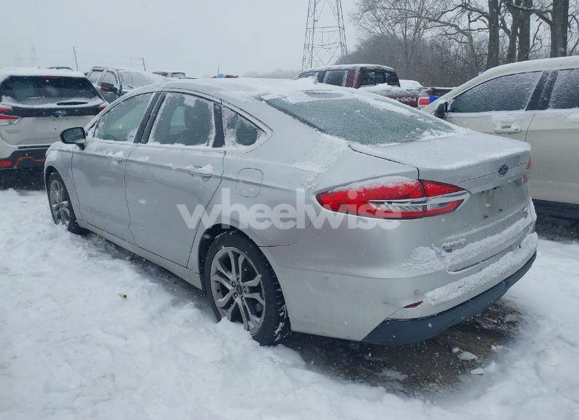 Photo 3 of 2019 Ford Fusion SEL (VIN 3FA6P0CD3KR181169)