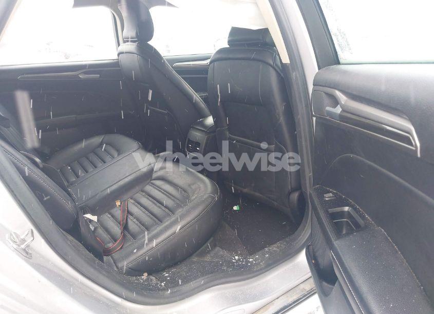 Photo 8 of 2019 Ford Fusion SEL (VIN 3FA6P0CD3KR181169)