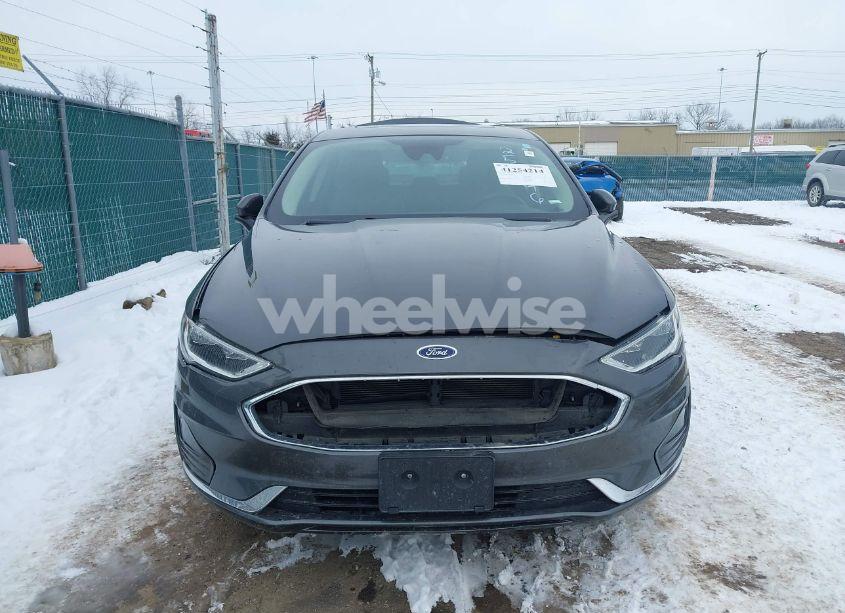 Photo 13 of 2019 Ford Fusion SEL (VIN 3FA6P0CD3KR253746)