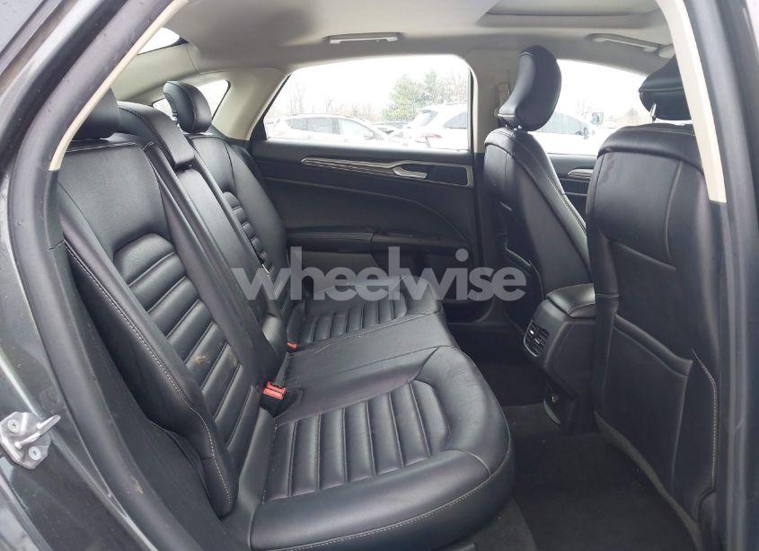 Photo 8 of 2019 Ford Fusion SEL (VIN 3FA6P0CD3KR253746)