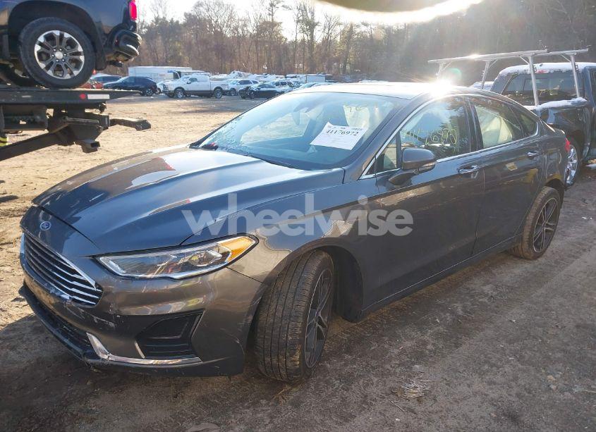 Photo 2 of 2019 Ford Fusion SEL (VIN 3FA6P0CD3KR259448)