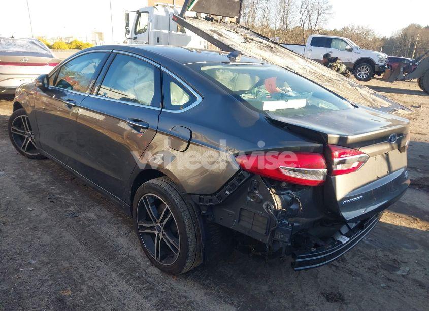 Photo 3 of 2019 Ford Fusion SEL (VIN 3FA6P0CD3KR259448)
