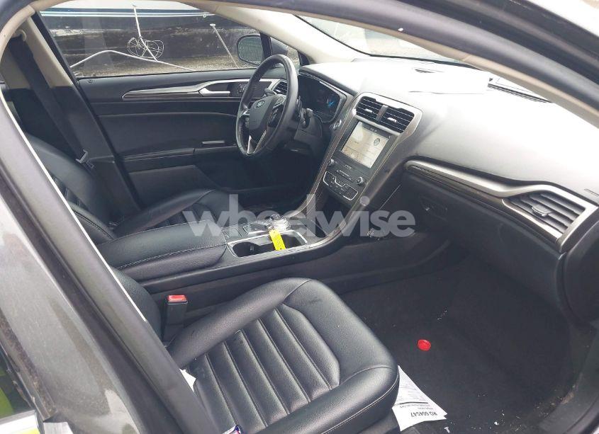 Photo 5 of 2019 Ford Fusion SEL (VIN 3FA6P0CD3KR259854)