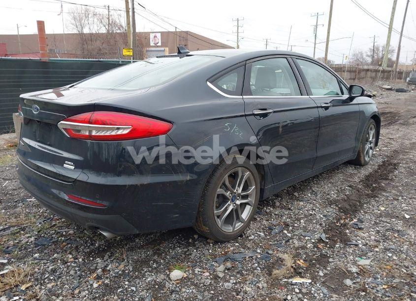 Photo 4 of 2020 Ford Fusion SEL (VIN 3FA6P0CD3LR108272)
