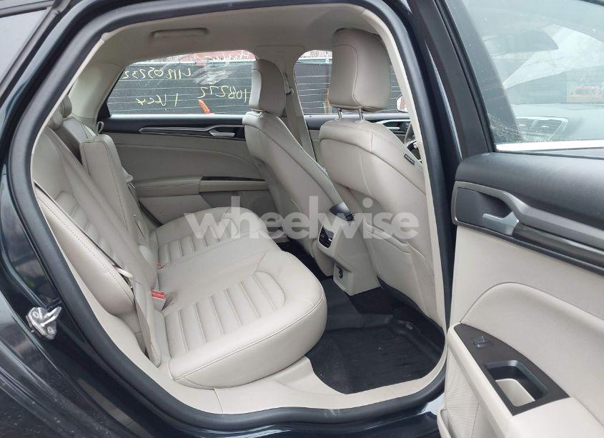 Photo 8 of 2020 Ford Fusion SEL (VIN 3FA6P0CD3LR108272)