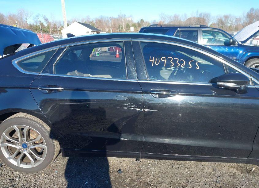 Photo 14 of 2019 Ford Fusion SEL (VIN 3FA6P0CD4KR237698)