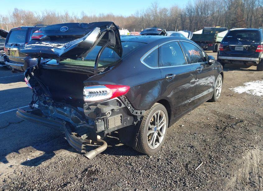 Photo 4 of 2019 Ford Fusion SEL (VIN 3FA6P0CD4KR237698)