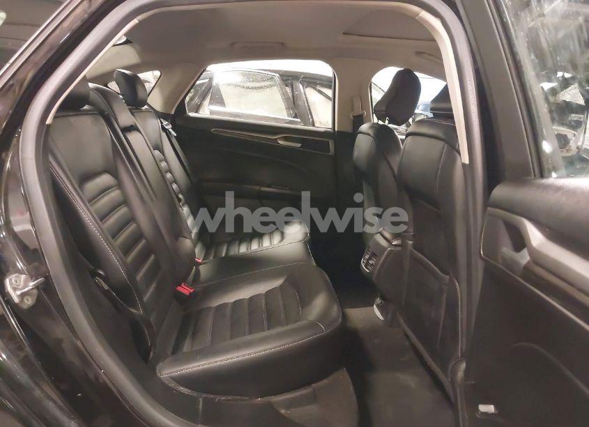 Photo 8 of 2020 Ford Fusion SEL (VIN 3FA6P0CD4LR170098)