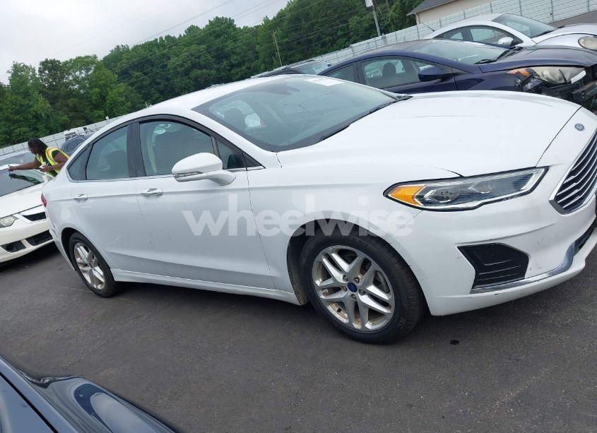 Photo 13 of 2020 Ford Fusion SEL (VIN 3FA6P0CD4LR177004)
