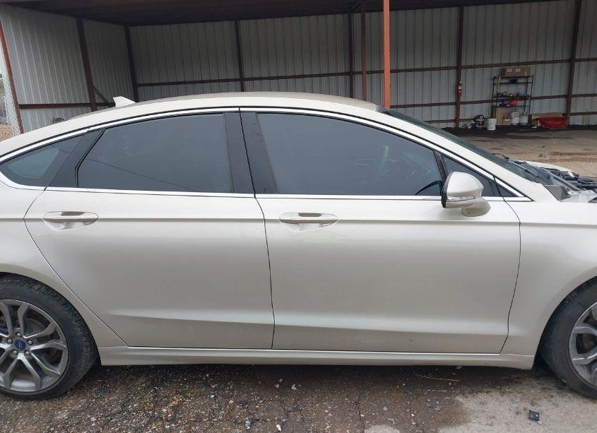 Photo 14 of 2019 Ford Fusion SEL (VIN 3FA6P0CD5KR222854)