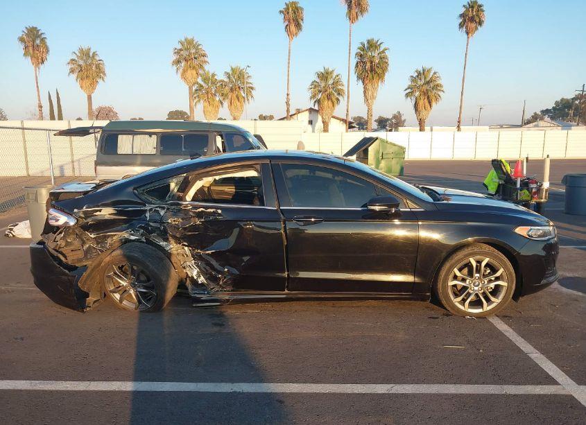 Photo 13 of 2020 Ford Fusion SEL (VIN 3FA6P0CD5LR117684)