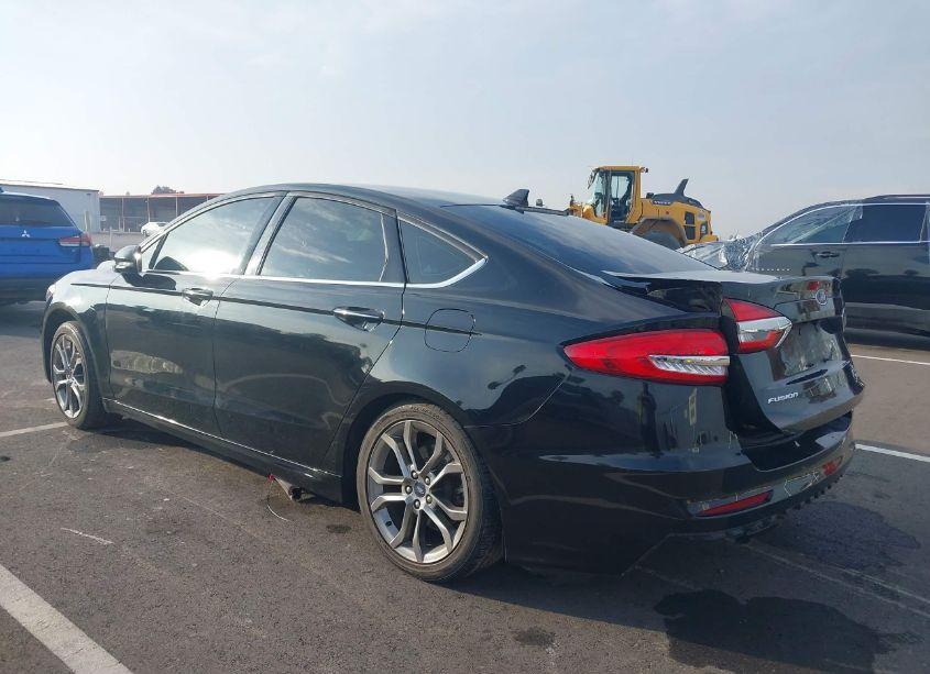 Photo 3 of 2020 Ford Fusion SEL (VIN 3FA6P0CD5LR117684)