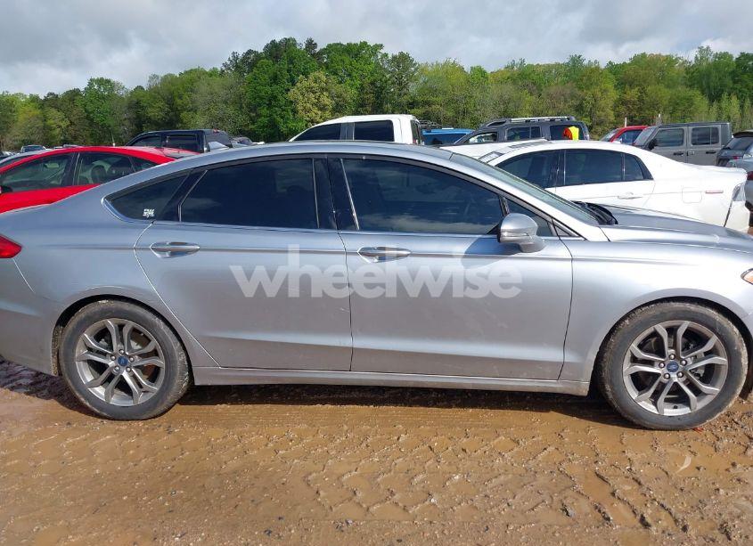 Photo 14 of 2020 Ford Fusion SEL (VIN 3FA6P0CD5LR117930)