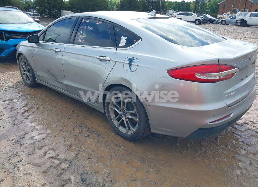 Photo 3 of 2020 Ford Fusion SEL (VIN 3FA6P0CD5LR117930)