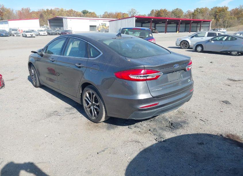 Photo 3 of 2019 Ford Fusion SEL (VIN 3FA6P0CD6KR149865)
