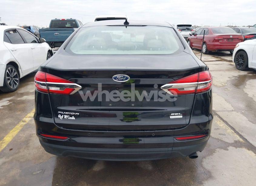 Photo 17 of 2019 Ford Fusion SEL (VIN 3FA6P0CD6KR150076)