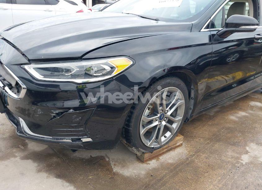 Photo 19 of 2019 Ford Fusion SEL (VIN 3FA6P0CD6KR150076)