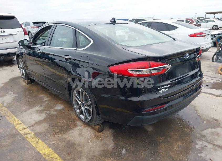 Photo 3 of 2019 Ford Fusion SEL (VIN 3FA6P0CD6KR150076)