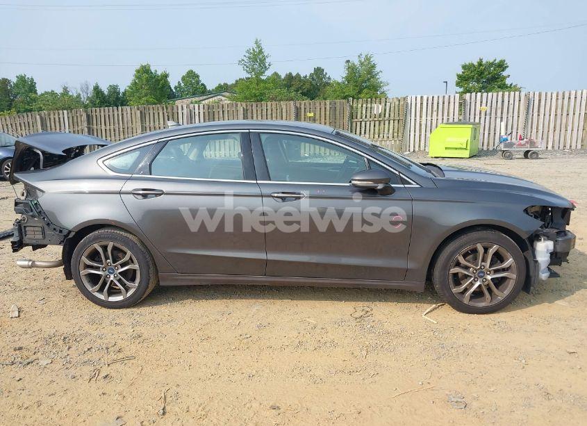 Photo 14 of 2019 Ford Fusion SEL (VIN 3FA6P0CD6KR219610)