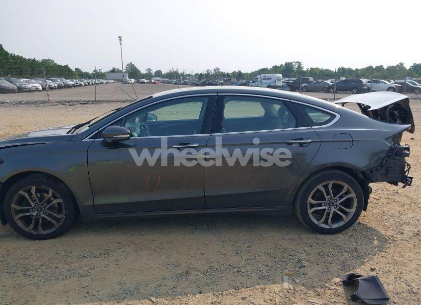 Photo 15 of 2019 Ford Fusion SEL (VIN 3FA6P0CD6KR219610)