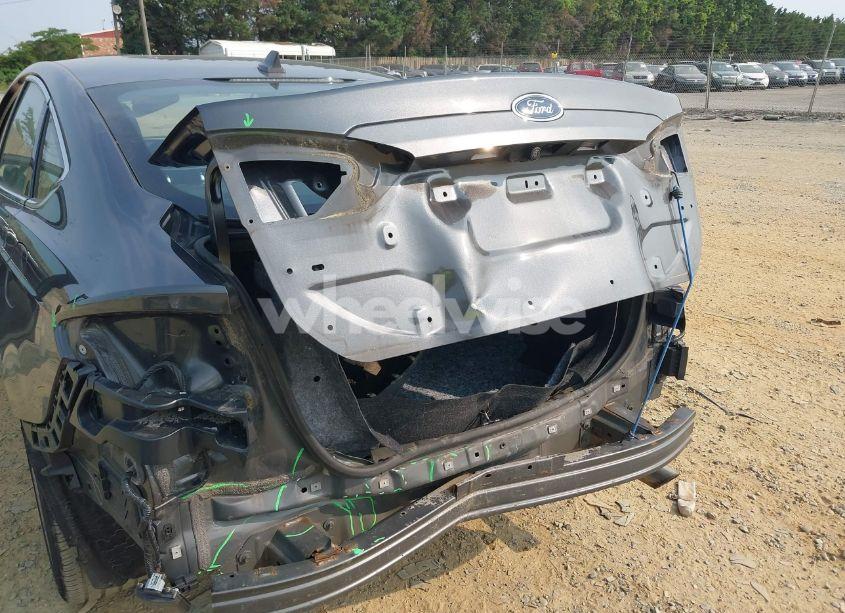 Photo 18 of 2019 Ford Fusion SEL (VIN 3FA6P0CD6KR219610)