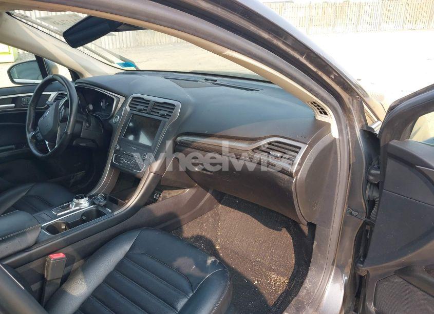 Photo 5 of 2019 Ford Fusion SEL (VIN 3FA6P0CD6KR219610)