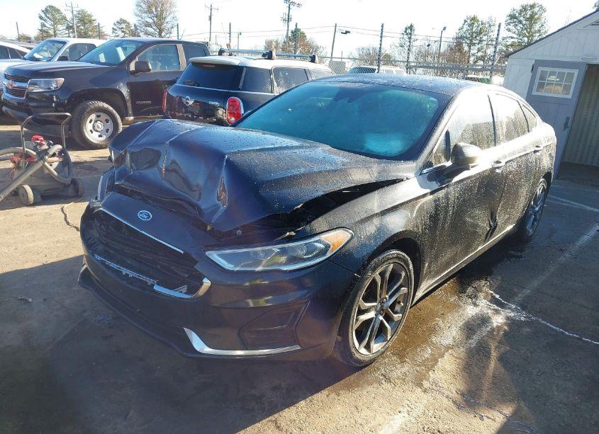 Photo 2 of 2020 Ford Fusion SEL (VIN 3FA6P0CD6LR137152)