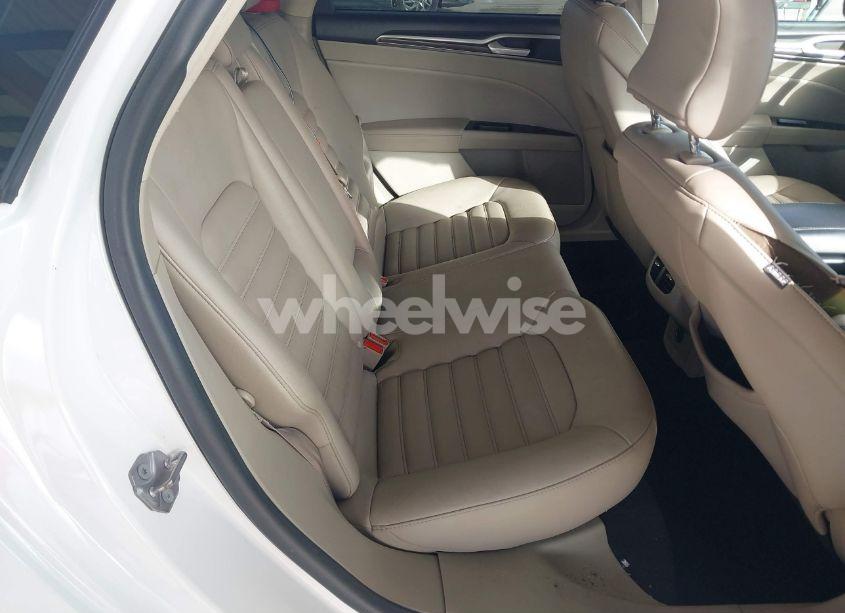 Photo 8 of 2019 Ford Fusion SEL (VIN 3FA6P0CD7KR186472)