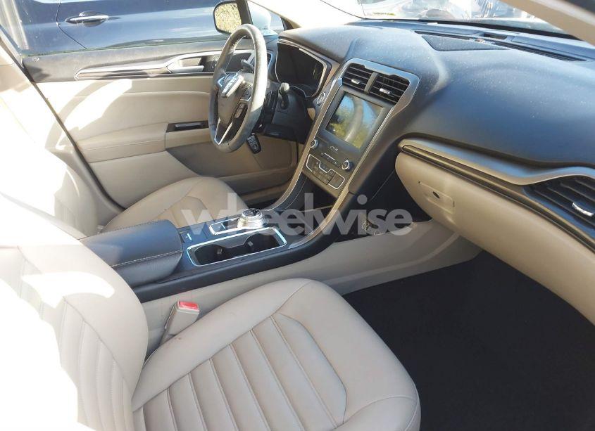 Photo 5 of 2019 Ford Fusion SEL (VIN 3FA6P0CD7KR225951)