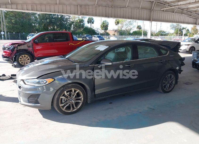 Photo 14 of 2020 Ford Fusion SEL (VIN 3FA6P0CD7LR128296)