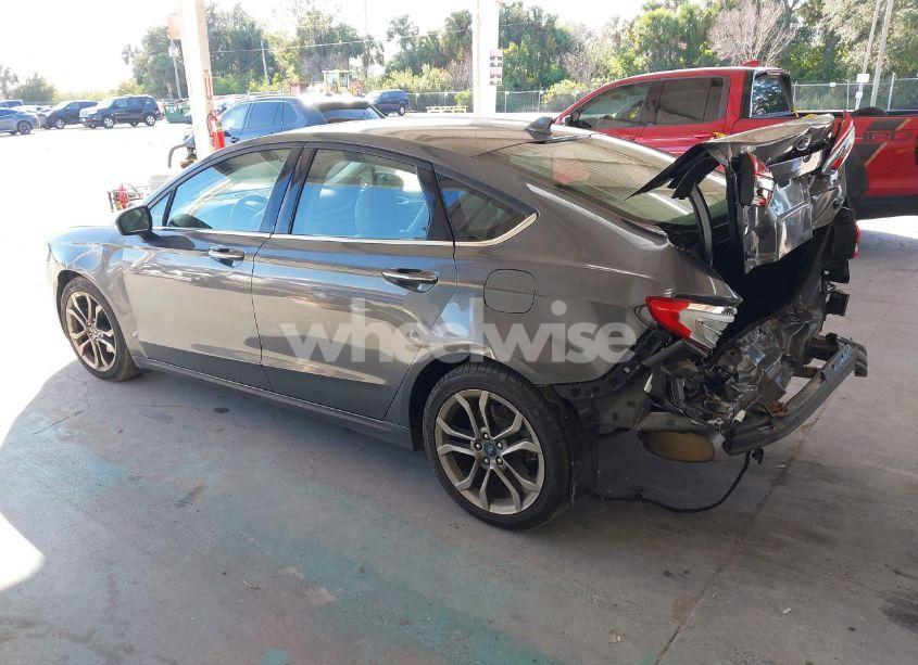 Photo 3 of 2020 Ford Fusion SEL (VIN 3FA6P0CD7LR128296)