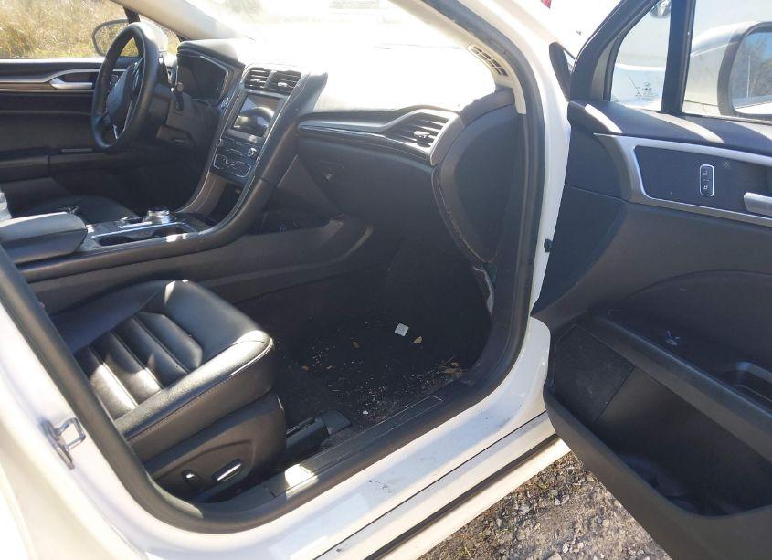 Photo 5 of 2019 Ford Fusion SEL (VIN 3FA6P0CD8KR138835)