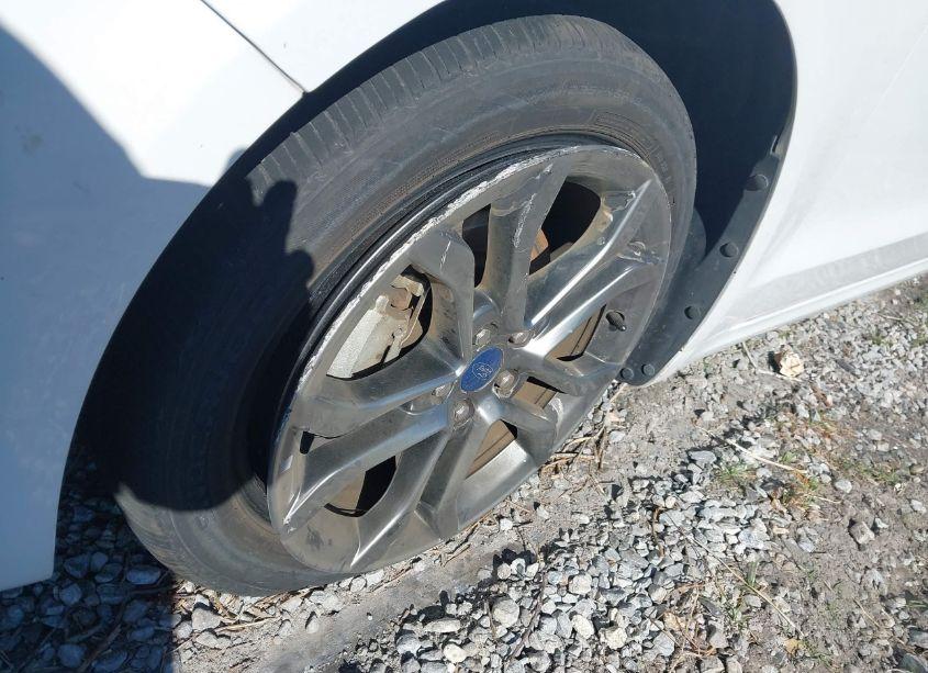 Photo 6 of 2019 Ford Fusion SEL (VIN 3FA6P0CD8KR138835)