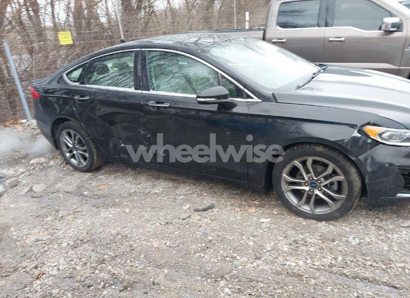 Photo 13 of 2019 Ford Fusion SEL (VIN 3FA6P0CD8KR145364)