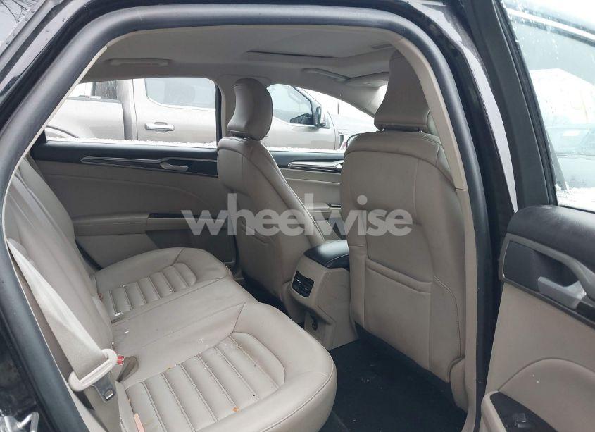 Photo 8 of 2019 Ford Fusion SEL (VIN 3FA6P0CD8KR145364)