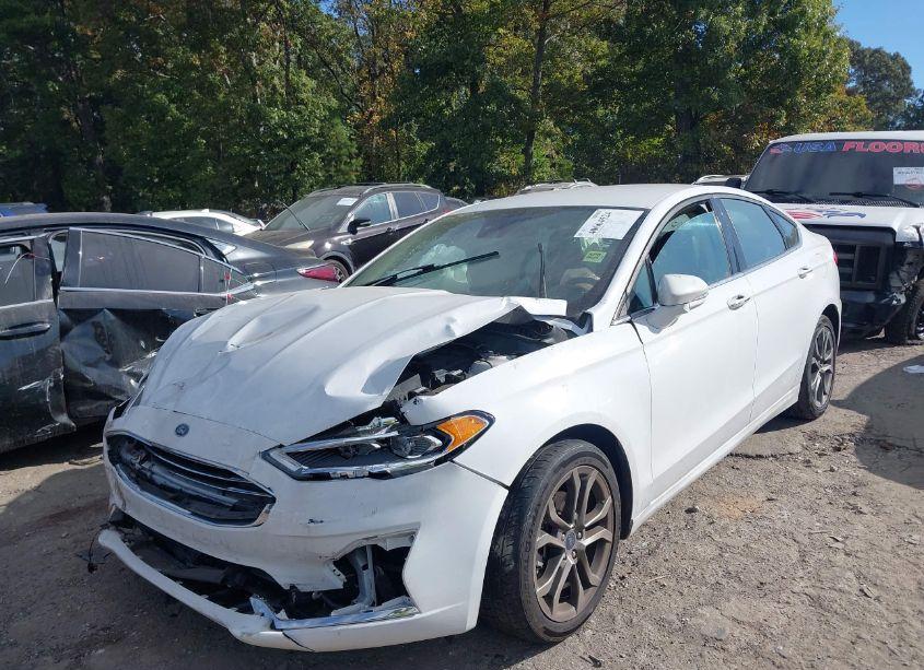 Photo 2 of 2020 Ford Fusion SEL (VIN 3FA6P0CD8LR192203)