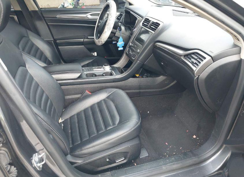 Photo 5 of 2020 Ford Fusion SEL (VIN 3FA6P0CD8LR194310)