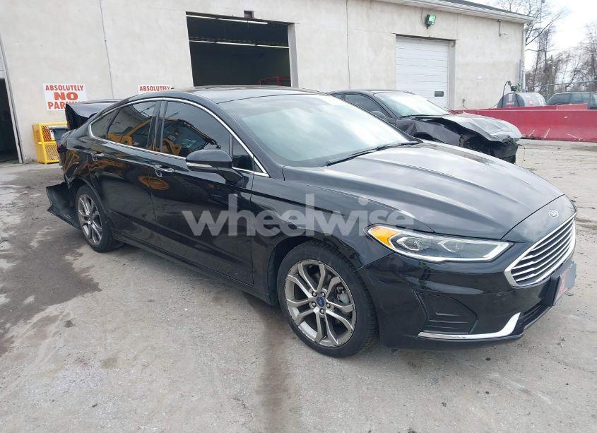 2019 Ford Fusion SEL (VIN 3FA6P0CD9KR237633) main photo