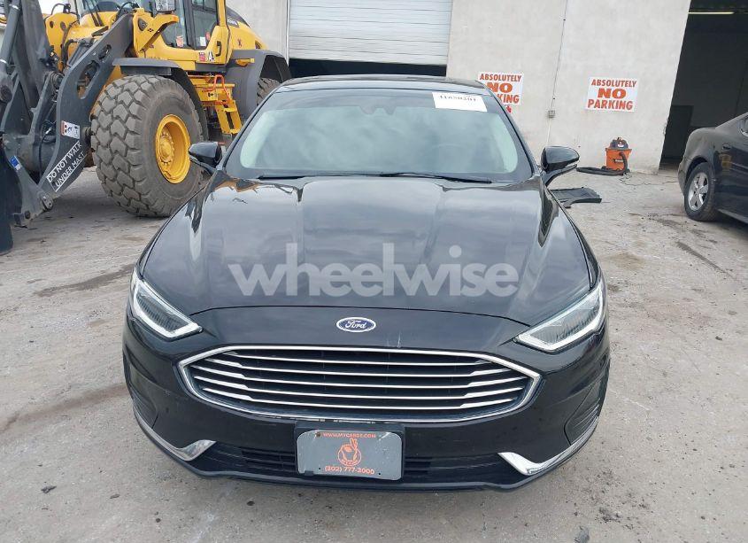 Photo 13 of 2019 Ford Fusion SEL (VIN 3FA6P0CD9KR237633)