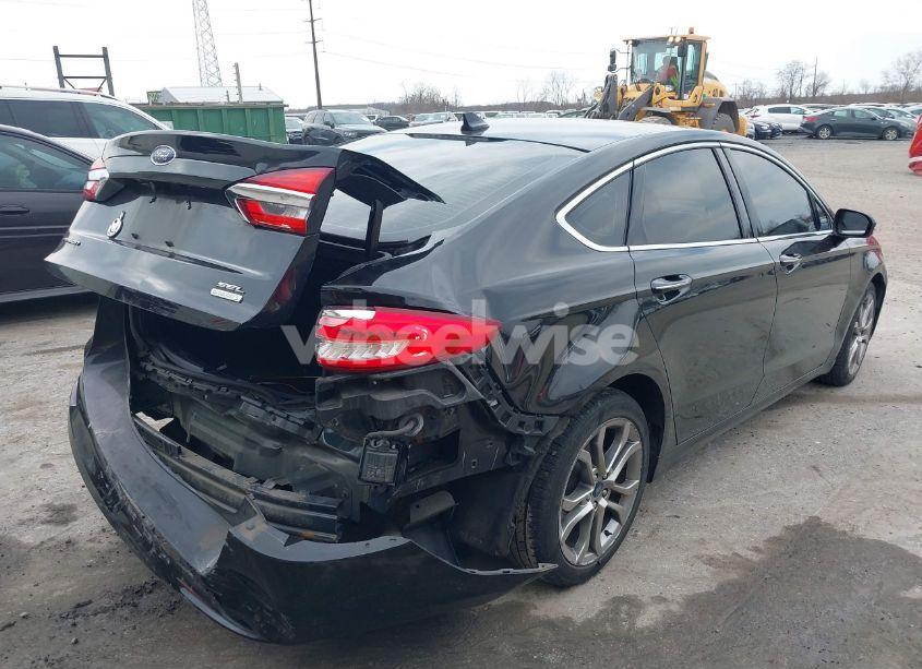 Photo 4 of 2019 Ford Fusion SEL (VIN 3FA6P0CD9KR237633)