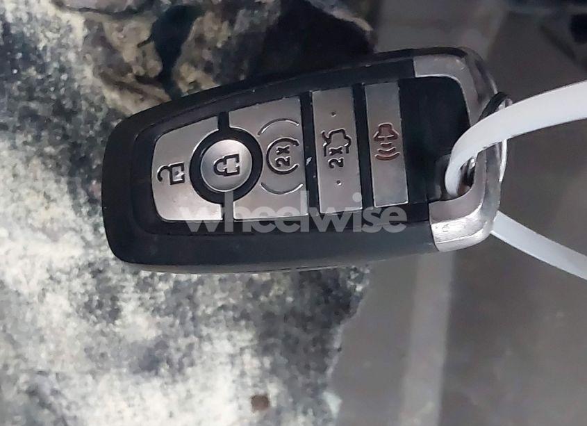 Photo 11 of 2020 Ford Fusion SEL (VIN 3FA6P0CD9LR128090)