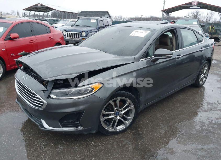 Photo 2 of 2020 Ford Fusion SEL (VIN 3FA6P0CD9LR128090)