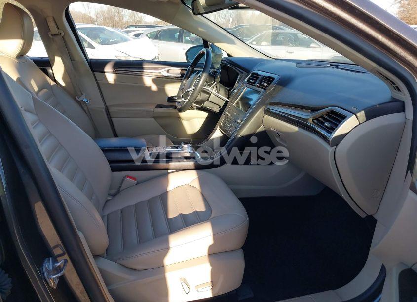 Photo 5 of 2020 Ford Fusion SEL (VIN 3FA6P0CD9LR136870)