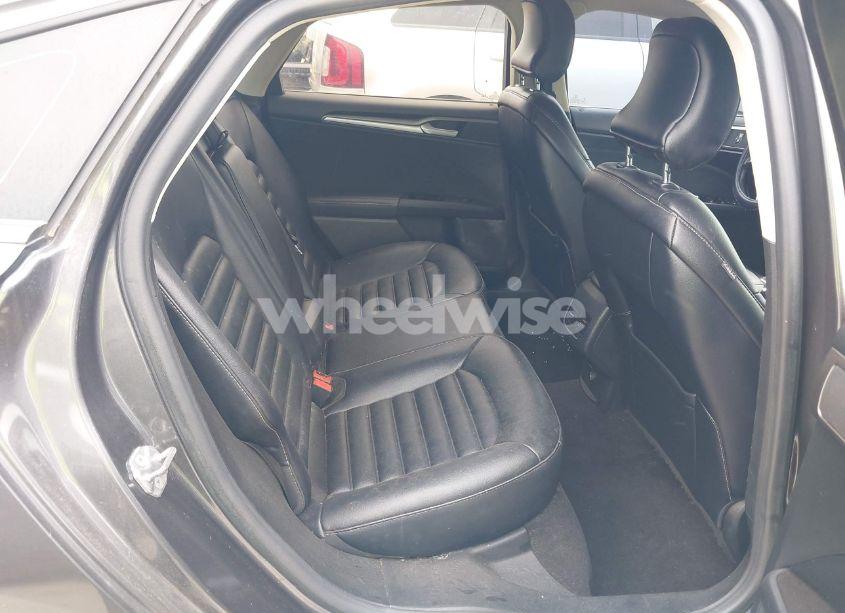 Photo 8 of 2019 Ford Fusion SEL (VIN 3FA6P0CDXKR260550)