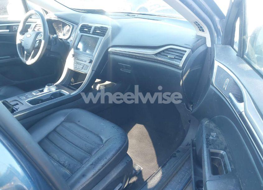 Photo 5 of 2019 Ford Fusion SEL (VIN 3FA6P0CDXKR264985)