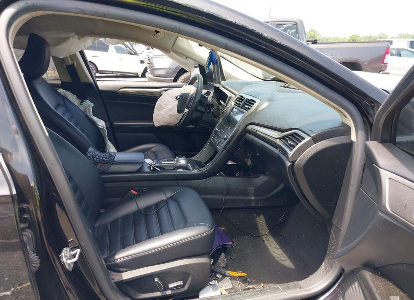 Photo 5 of 2020 Ford Fusion SEL (VIN 3FA6P0CDXLR130110)