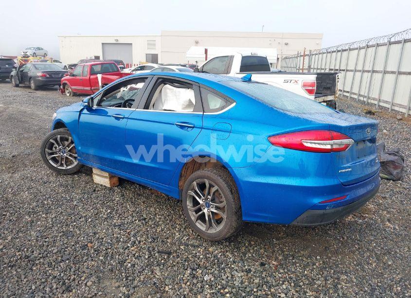 Photo 3 of 2020 Ford Fusion SEL (VIN 3FA6P0CDXLR138580)